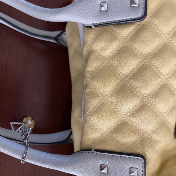 Yellow Guess Faux Leather Fully Lined Handbag - Picture 15 of 15